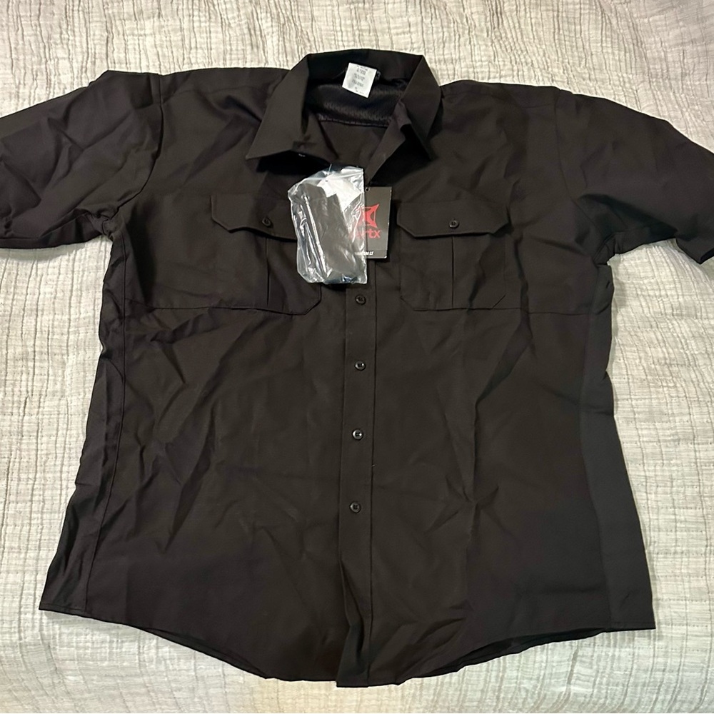 Black Men's Vertx Shortsleeved Shirt